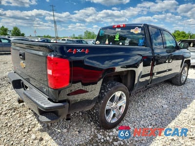 Trzecie zdjęcie samochodu z tyłu: 2019 CHEVROLET SILVERADO LD K1500 CUSTOM VIN:2GCVKMEC8K1245307 - miniatura