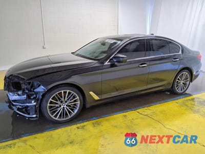 2017 BMW 540 XI WBAJE7C33HG886822 - główne zdjęcie licytacji z USA - miniatura