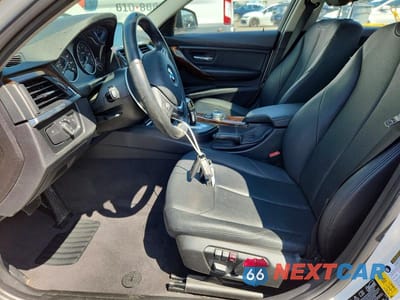 Zdjęcie 7 z 12 samochodu: 2014 BMW 328 XI SULEV VIN:WBA3B5G58ENS09760 - miniatura