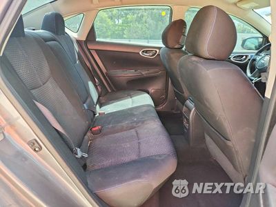 Zdjęcie 10 z 12 samochodu: 2018 NISSAN SENTRA SR VIN:3N1AB7AP2JY271588 - miniatura