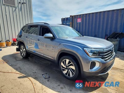 Czwarte zdjęcie samochodu z boku: 2024 VOLKSWAGEN ATLAS SE VIN:1V2KR2CA8RC501131 - miniatura