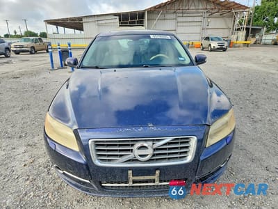 Piąte zdjęcie samochodu w środku: 2011 VOLVO S80 3.2 VIN:YV1952AS8B1137361 - miniatura
