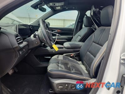 Zdjęcie 7 z 13 samochodu: 2025 CHEVROLET TRAVERSE HIGH COUNTRY VIN:1GNERKRS3SJ171003 - miniatura