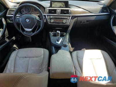 Zdjęcie 8 z 12 samochodu: 2015 BMW 328 I VIN:WBA3A5C53FF607933 - miniatura