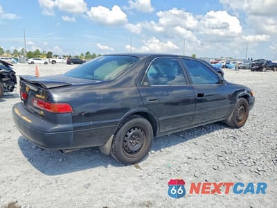 Trzecie zdjęcie samochodu z tyłu: 1998 TOYOTA CAMRY LE V6 VIN:4T1BF22K4WU043075 - miniatura