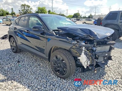 Czwarte zdjęcie samochodu z boku: 2026 HYUNDAI KONA SEL SPORT VIN:KM8HF3AB6TU477317 - miniatura