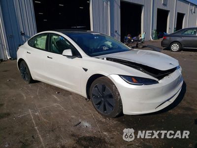 Czwarte zdjęcie samochodu z boku: 2026 TESLA MODEL 3 VIN:5YJ3E1EA0TF117900 - miniatura