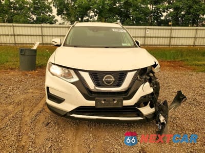 Piąte zdjęcie samochodu w środku: 2019 NISSAN ROGUE SV VIN:JN8AT2MV1KW373100 - miniatura