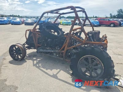 Trzecie zdjęcie samochodu z tyłu: 2020 CAN-AM MAVERICK SPORT UTILITY VEHICLE VIN:3JB1WAX47LK000451 - miniatura