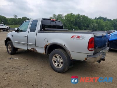 Drugie zdjęcie samochodu z przodu: 2003 FORD F150 VIN:1FTRX18L03NA92385 - miniatura