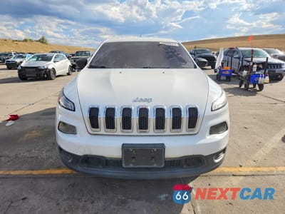 Piąte zdjęcie samochodu w środku: 2015 JEEP CHEROKEE SPORT VIN:1C4PJLAB5FW525476 - miniatura