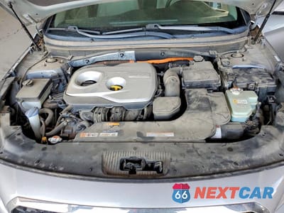 Zdjęcie 11 z 12 samochodu: 2016 HYUNDAI SONATA HYBRID SE VIN:KMHE24L15GA014150 - miniatura