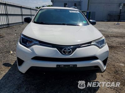 Piąte zdjęcie samochodu w środku: 2016 TOYOTA RAV4 LE VIN:JTMBFREVXGJ083103 - miniatura
