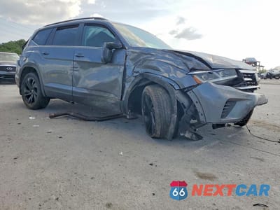Czwarte zdjęcie samochodu z boku: 2022 VOLKSWAGEN ATLAS SE VIN:1V2WP2CA4NC553888 - miniatura