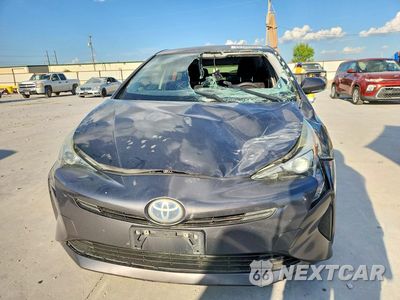 Piąte zdjęcie samochodu w środku: 2018 TOYOTA PRIUS TWO ECO VIN:JTDKARFU6J3068050 - miniatura