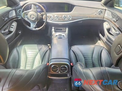 Zdjęcie 8 z 12 samochodu: 2019 MERCEDES-BENZ S 560 4MATIC VIN:WDDUG8GB7KA491043 - miniatura