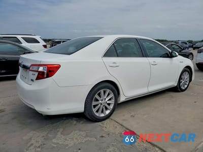 Trzecie zdjęcie samochodu z tyłu: 2012 TOYOTA CAMRY HYBRID XLE VIN:4T1BD1FK4CU024242 - miniatura