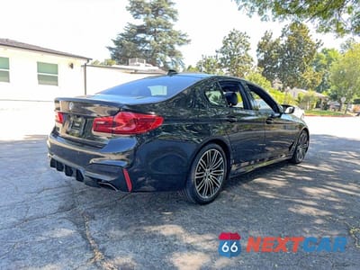 Czwarte zdjęcie samochodu z boku: 2020 BMW 540 I VIN:WBAJS1C05LWW82727 - miniatura