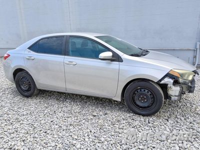 Czwarte zdjęcie samochodu z boku: 2015 TOYOTA COROLLA LE VIN:5YFBURHE0FP257126 - miniatura