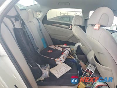 Zdjęcie 10 z 12 samochodu: 2016 HYUNDAI SONATA SPORT VIN:5NPE34AFXGH434091 - miniatura