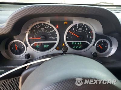 Zdjęcie 9 z 13 samochodu: 2010 JEEP WRANGLER UNLIMITED SPORT VIN:1J4BA3H1XAL152608 - miniatura