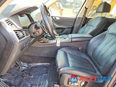 Zdjęcie 7 z 13 samochodu: 2019 BMW X7 XDRIVE50I VIN:5UXCX4C53KLS35998 - miniatura