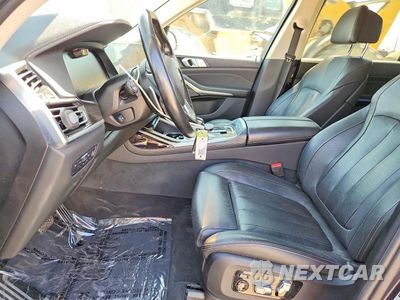 Zdjęcie 7 z 13 samochodu: 2019 BMW X7 XDRIVE50I VIN:5UXCX4C53KLS35998 - miniatura