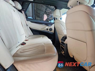 Zdjęcie 11 z 13 samochodu: 2017 BMW X5 XDR40E VIN:5UXKT0C58H0S80607 - miniatura