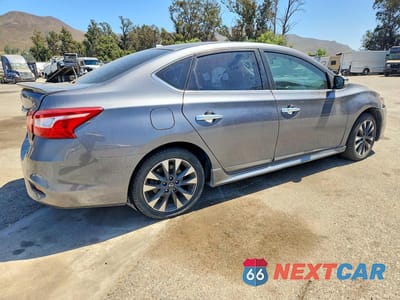Trzecie zdjęcie samochodu z tyłu: 2019 NISSAN SENTRA SR VIN:3N1AB7AP3KY399467 - miniatura