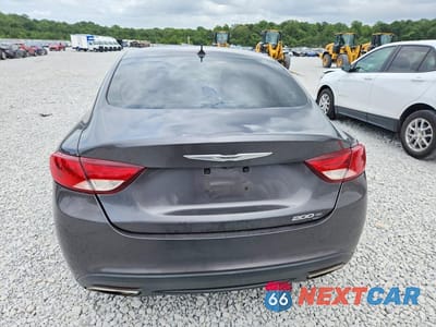 Zdjęcie 6 z 12 samochodu: 2015 CHRYSLER 200 S VIN:1C3CCCDG2FN665124 - miniatura