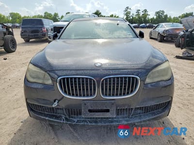 Piąte zdjęcie samochodu w środku: 2013 BMW 750 LI VIN:WBAYE8C55DD133780 - miniatura