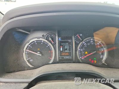 Zdjęcie 9 z 13 samochodu: 2021 TOYOTA 4RUNNER NIGHTSHADE EDITION VIN:JTEJU5JRXM5841346 - miniatura