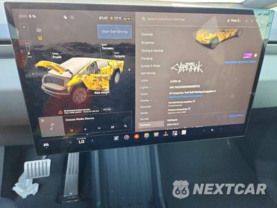 Zdjęcie 9 z 12 samochodu: 2024 TESLA CYBERTRUCK VIN:7G2CEHED4RA039711 - miniatura