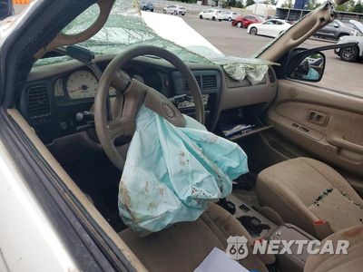 Zdjęcie 8 z 12 samochodu: 2004 TOYOTA TACOMA DOUBLE CAB VIN:5TEHN72N04Z382767 - miniatura