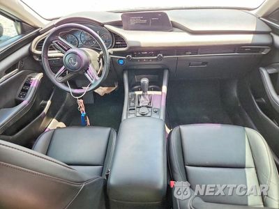 Zdjęcie 8 z 12 samochodu: 2021 MAZDA 3 SELECT VIN:JM1BPBBL9M1343168 - miniatura