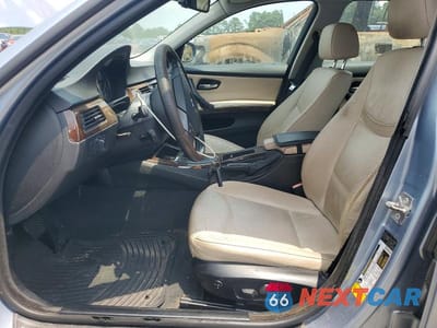 Zdjęcie 7 z 12 samochodu: 2009 BMW 328 I VIN:WBAPH77559NM46305 - miniatura