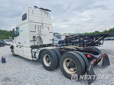 Drugie zdjęcie samochodu z przodu: 2016 VOLVO VNL SEMI TRUCK VIN:4V4NC9EH6GN938778 - miniatura