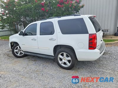 Drugie zdjęcie samochodu z przodu: 2012 CHEVROLET TAHOE K1500 LT VIN:1GNSKBE09CR160568 - miniatura