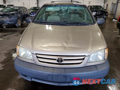 Piąte zdjęcie samochodu w środku: 2003 TOYOTA SIENNA CE VIN:4T3ZF19C93U552914 - miniatura