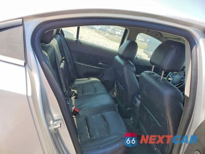 Zdjęcie 10 z 12 samochodu: 2019 CHEVROLET CRUZE LT VIN:1G1PE5SB3F7182099 - miniatura