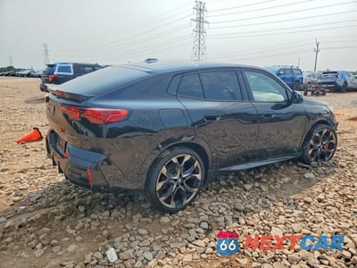 Trzecie zdjęcie samochodu z tyłu: 2025 BMW X2 XDRIVE28I VIN:WBX63GM06S5235841 - miniatura