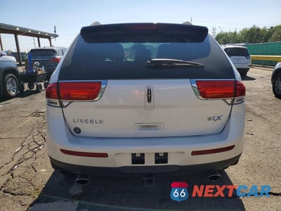 Zdjęcie 6 z 13 samochodu: 2011 LINCOLN MKX VIN:2LMDJ6JK7BBJ23409 - miniatura