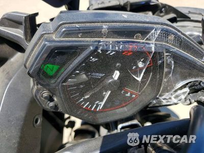 Zdjęcie 7 z 10 samochodu: 2016 YAMAHA YZFR3 VIN:MH3RH06Y5GK014103 - miniatura