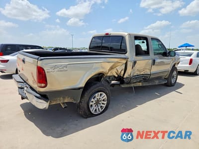 Trzecie zdjęcie samochodu z tyłu: 2000 FORD F250 SUPER DUTY VIN:1FTNW21L7YED57120 - miniatura