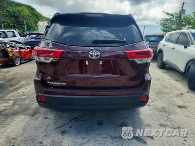 Zdjęcie 6 z 13 samochodu: 2019 TOYOTA HIGHLANDER LE VIN:5TDZARFHXKS058767 - miniatura