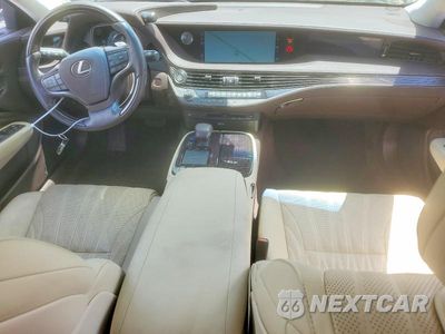 Zdjęcie 8 z 12 samochodu: 2019 LEXUS LS 500 BASE VIN:JTHB51FFXK5007814 - miniatura