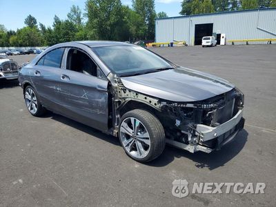 Czwarte zdjęcie samochodu z boku: 2019 MERCEDES-BENZ CLA 250 4MATIC VIN:WDDSJ4GB9KN730375 - miniatura