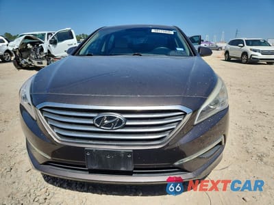 Piąte zdjęcie samochodu w środku: 2015 HYUNDAI SONATA SE VIN:5NPE24AF0FH254345 - miniatura