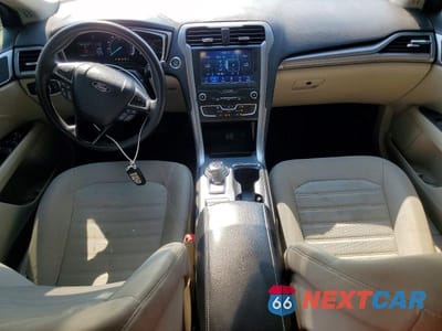 Zdjęcie 8 z 12 samochodu: 2020 FORD FUSION SE VIN:3FA6P0HD8LR178116 - miniatura
