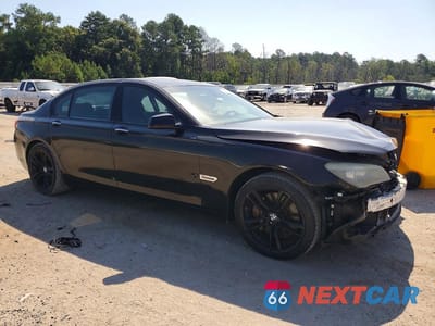 Czwarte zdjęcie samochodu z boku: 2012 BMW 750 LXI VIN:WBAKC8C51CC437396 - miniatura